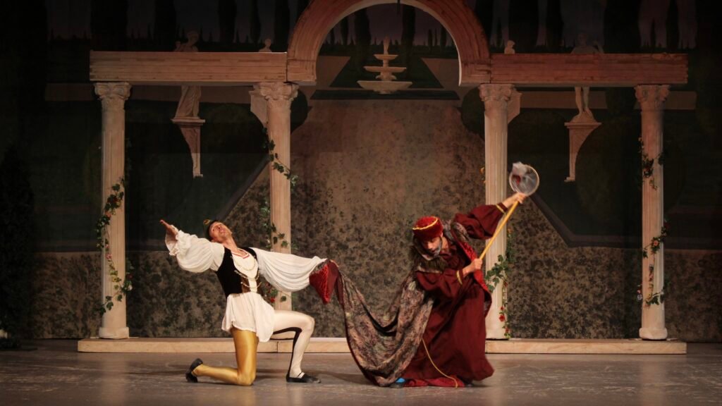 Escena de Decamerón, producción teatral de Marta Bernarda